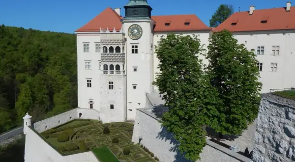 Skała atrakcje: odkryj najpiękniejsze miejsca w Pieskowej Skale