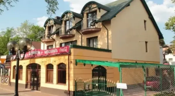 Gdzie zjeść w Niechorzu? Odkryj najlepsze restauracje i smaki