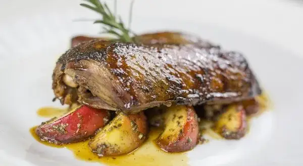 Gdzie zjeść w Golubiu-Dobrzyniu? Najlepsze restauracje na obiad